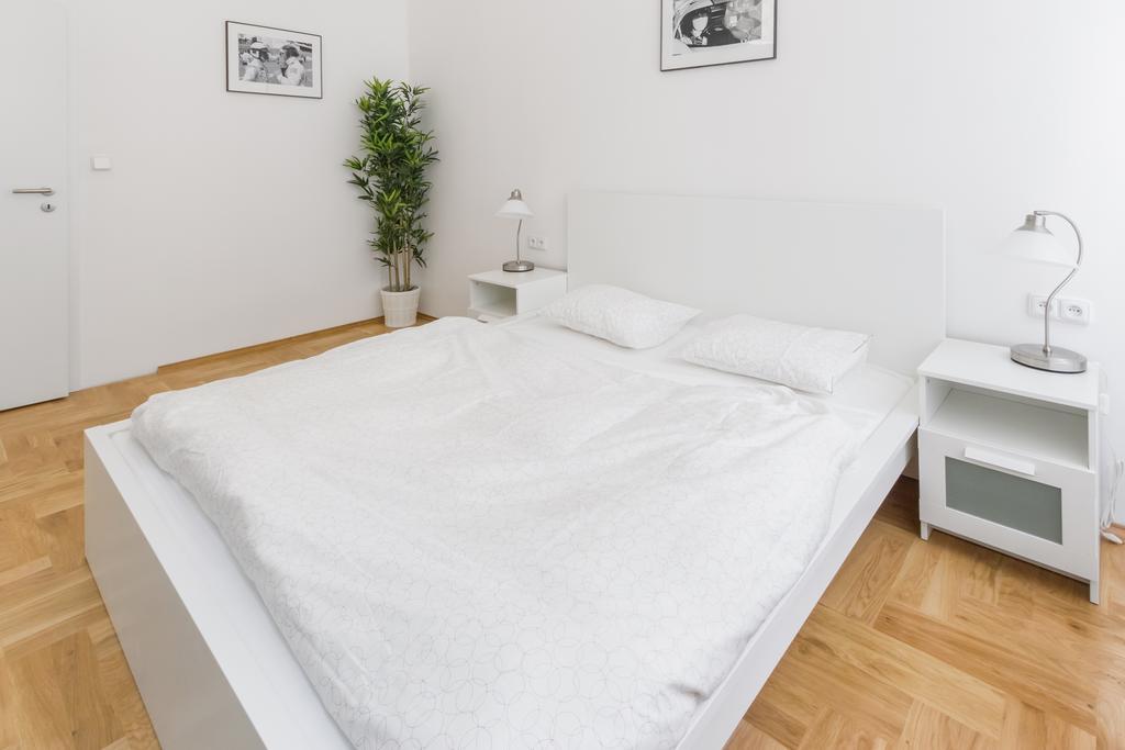 Apartment Jindrisska براغ المظهر الخارجي الصورة